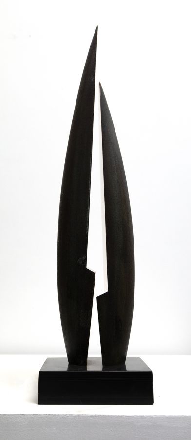 split form pen enys by tommy rowe