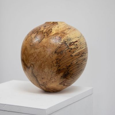 spalted beech vessel III by angus clyne